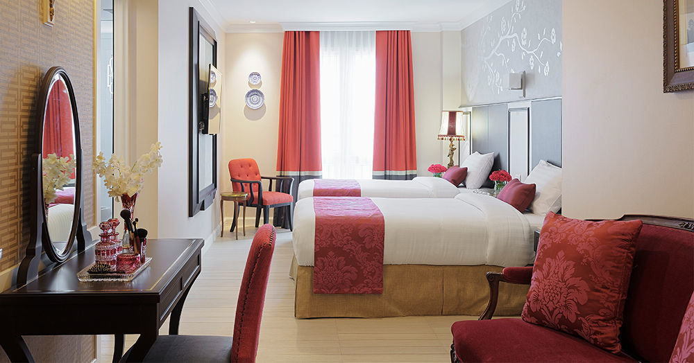 Sara'S Hotel Бангкок Екстер'єр фото
