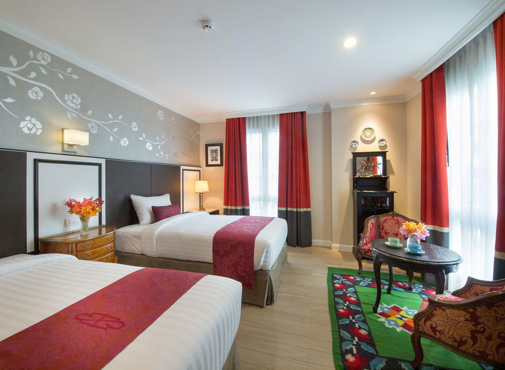 Sara'S Hotel Бангкок Екстер'єр фото