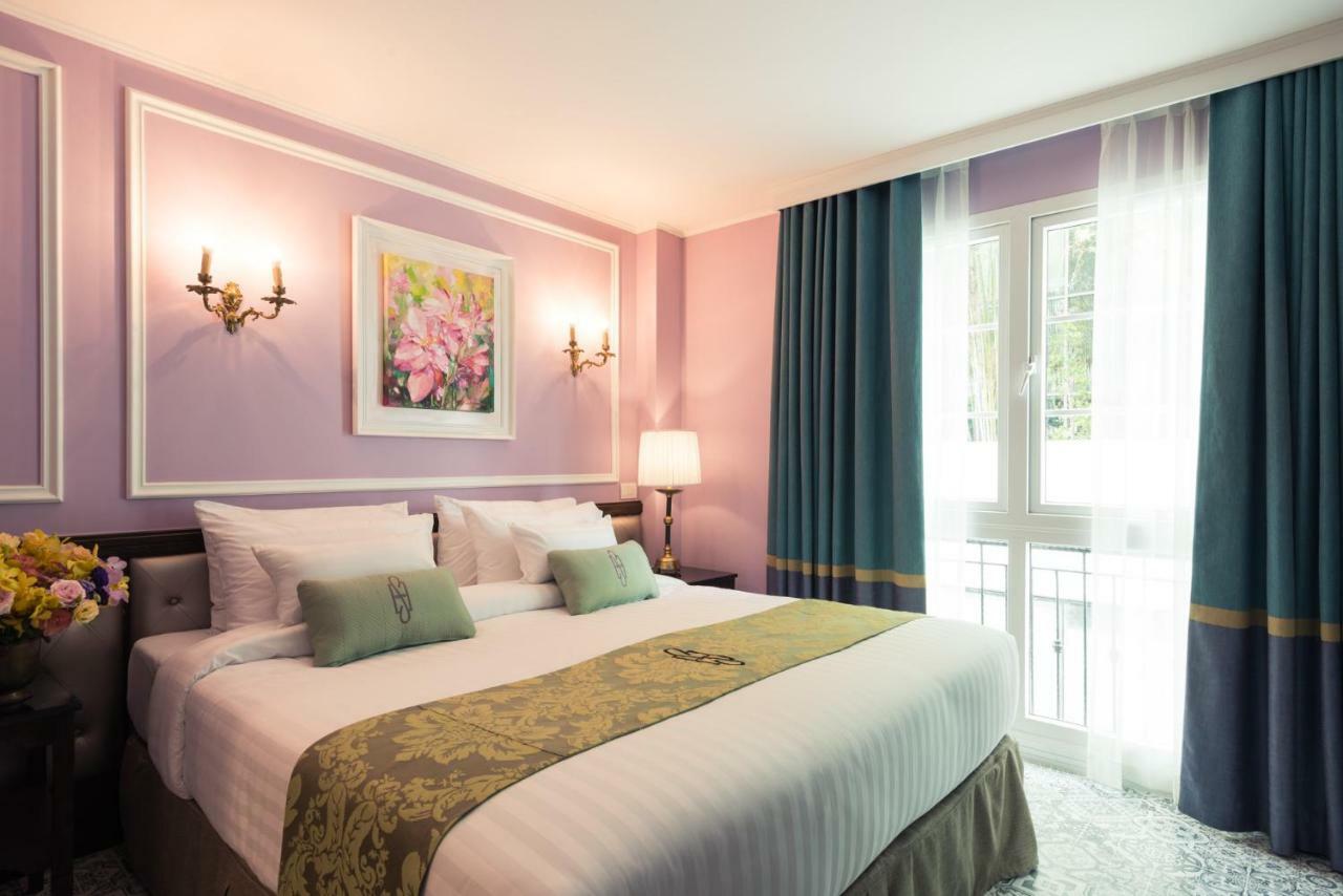 Sara'S Hotel Бангкок Екстер'єр фото